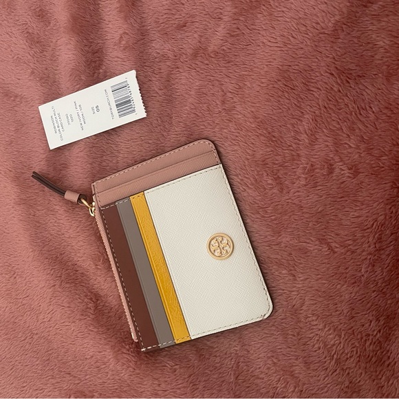 Tory Burch Handbags - NWT Tory Burch Card Wallet